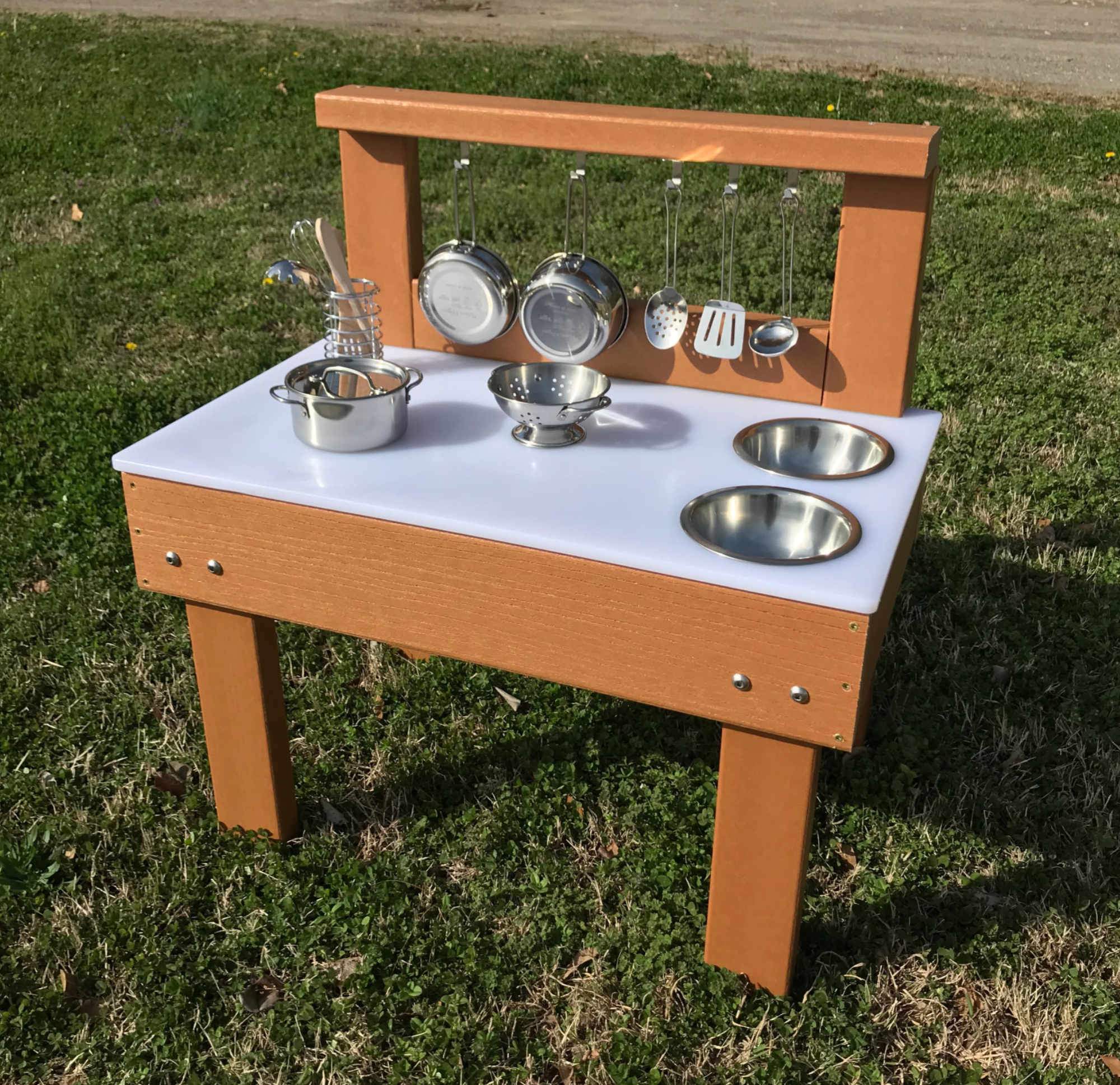 KSO MT3018 Kids Station Indoor Outdoor Mud Kitchen with Utensils kids station products